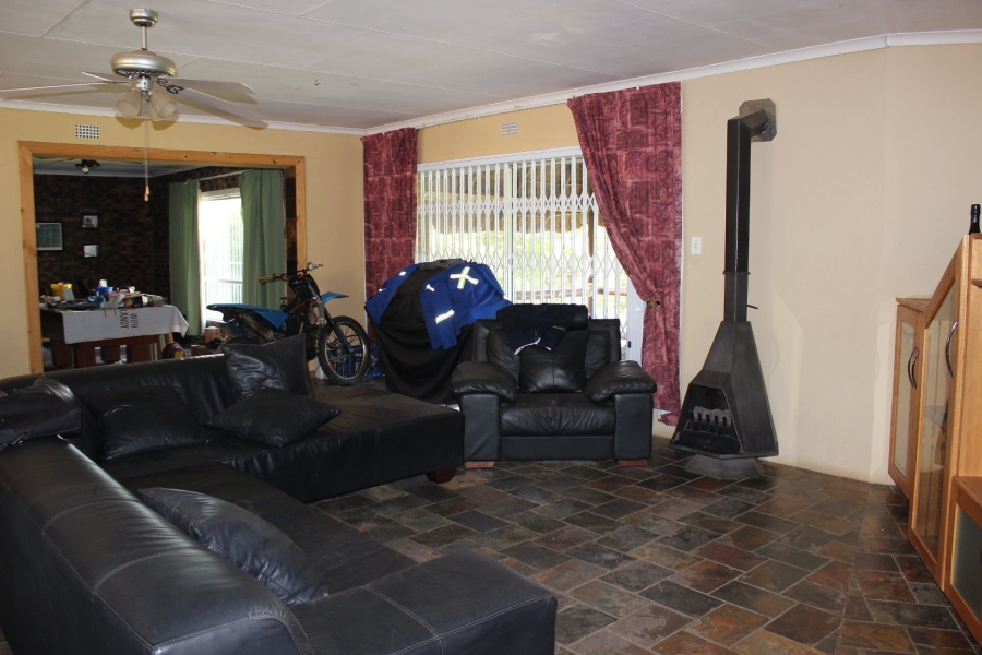 5 Bedroom Property for Sale in Deneysville Free State